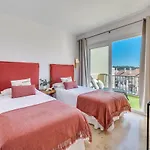 New Spacious Townhouse In Marbella