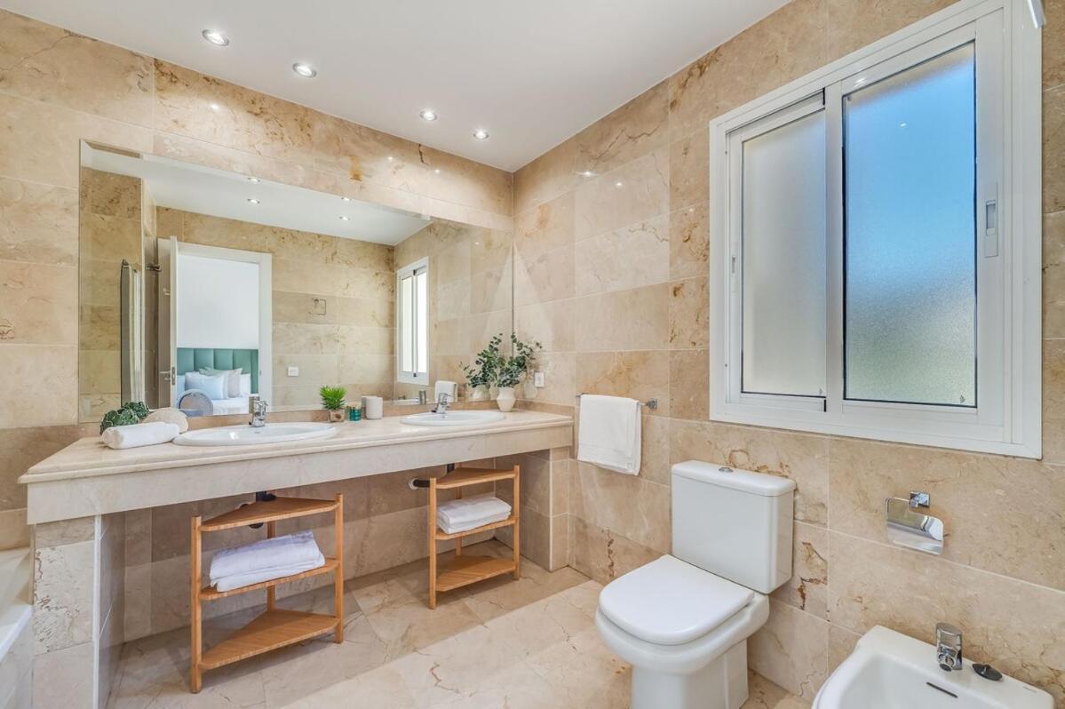 Appartamento New Spacious Townhouse In