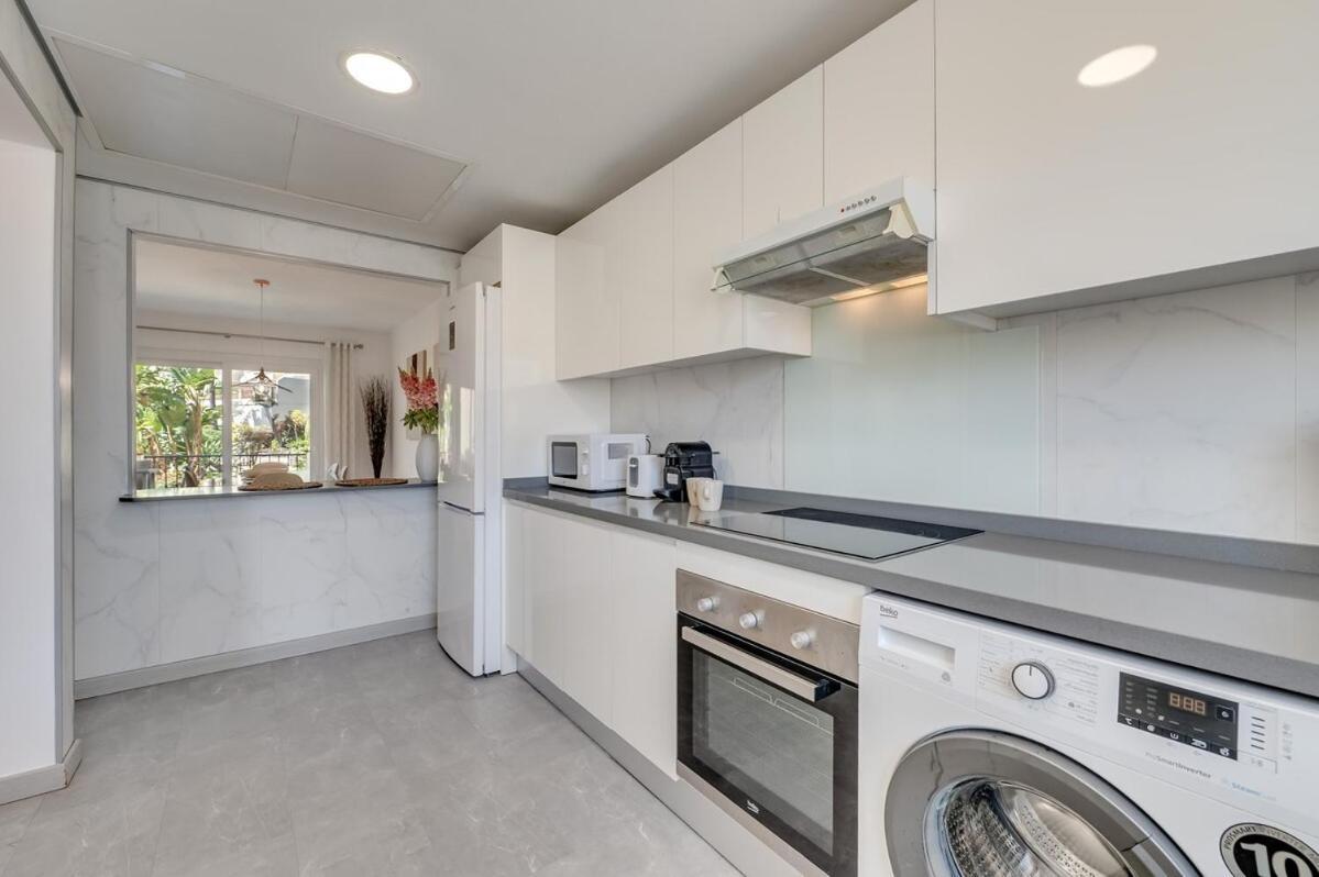 Appartement New Spacious Townhouse In Marbella