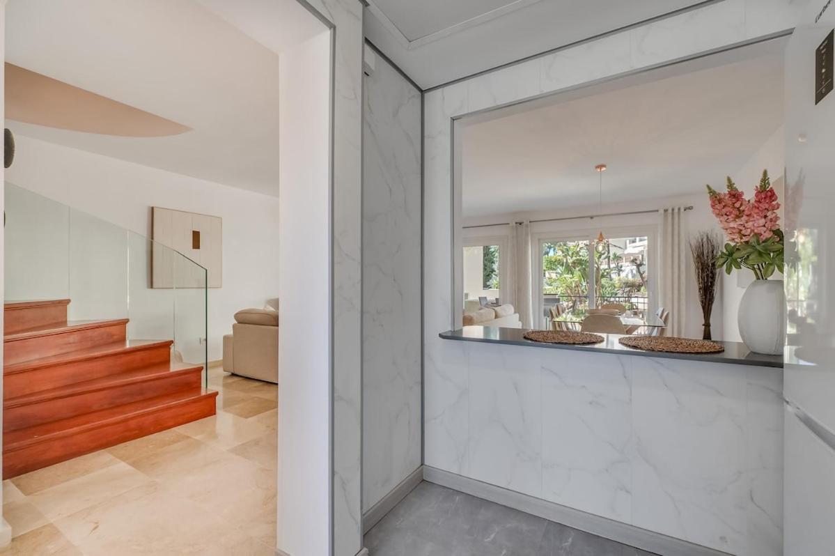 Appartement New Spacious Townhouse In Marbella